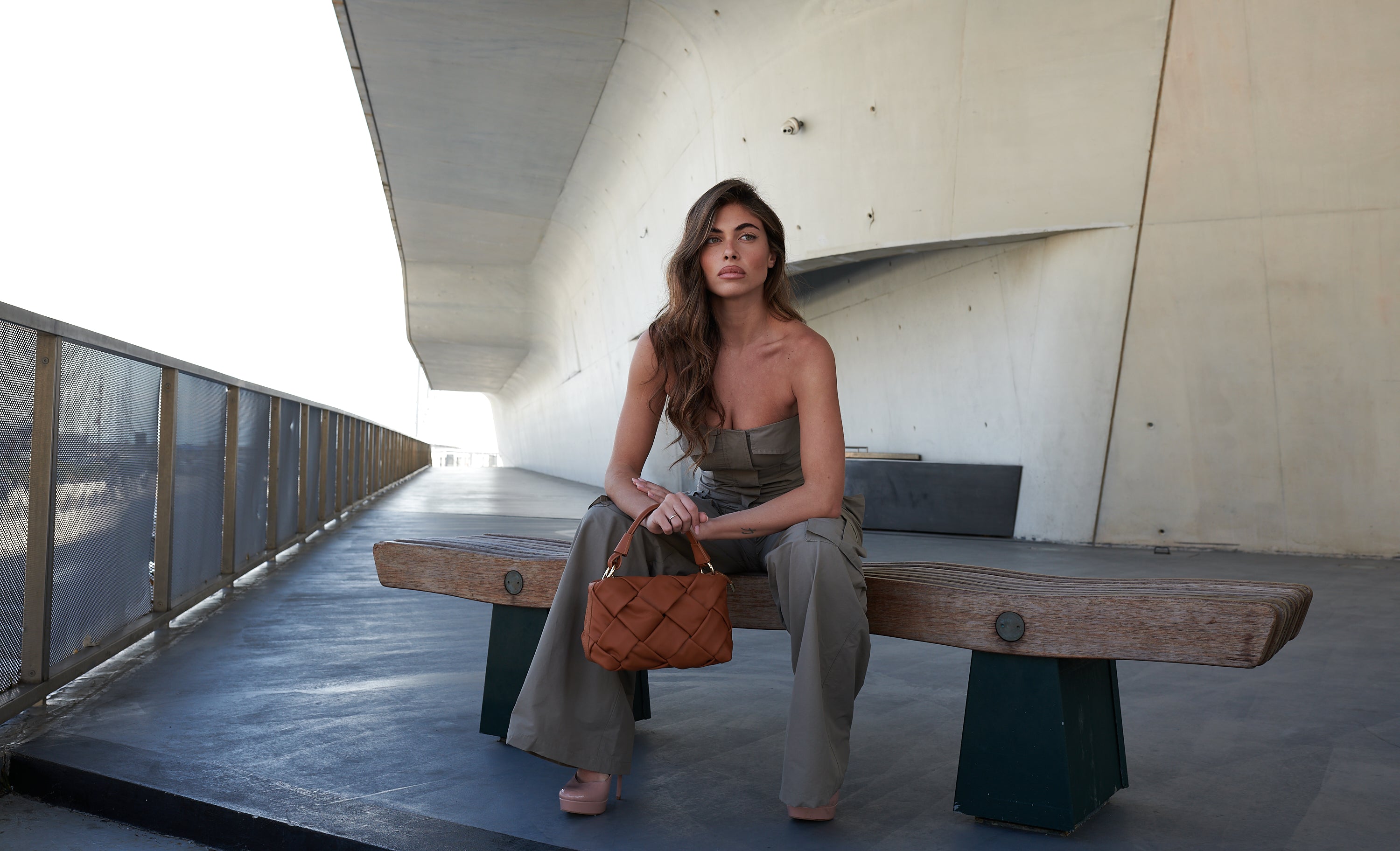 Borsa a spalla da donna in vera pelle con tracolla regolabile mod. GRACE